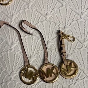 Michael Kors lot bundle of 3 hang tags blush tan Gold tone brass  leather